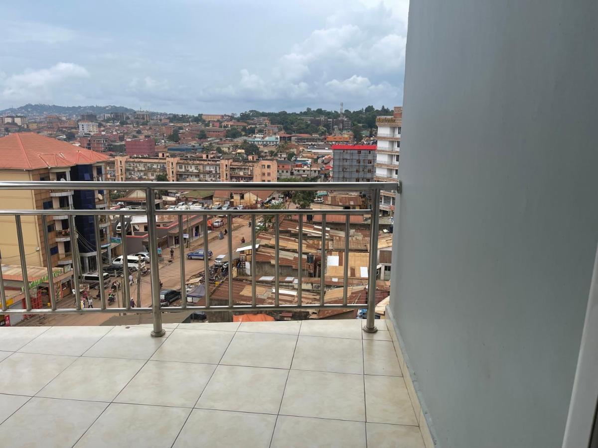 Bukandula Hotel Kampala Buitenkant foto